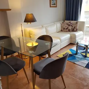 Modern, Cozy Apartamento